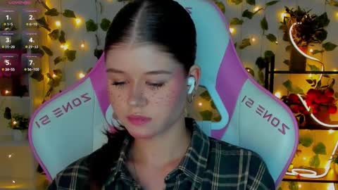 Alice online show from 02-06-26, 04:43