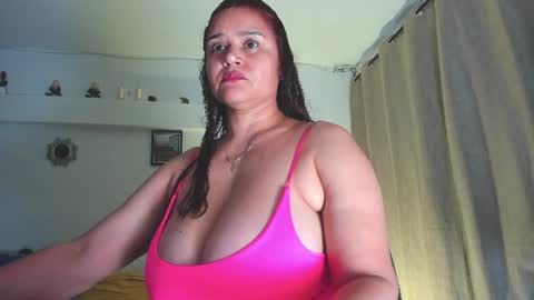 Snapshot of alice_thompsonx chatting on 06-21-26, 11:40 Alice thompsonx online show from 06-21-26, 11:40