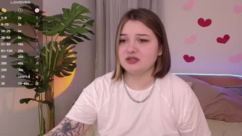 Alice  online show from 02-07-25, 03:52