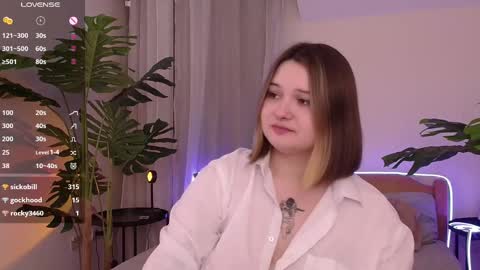 Alice  online show from 03-04-25, 07:54