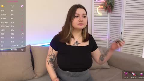 Alice  online show from 10-27-25, 03:38