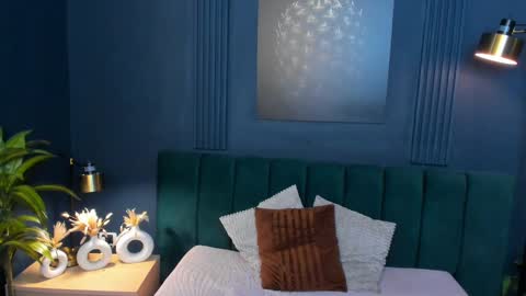 Snapshot of aliceandsia chatting on 09-09-25, 03:06 Alice and Asia online show from 09-09-25, 03:06