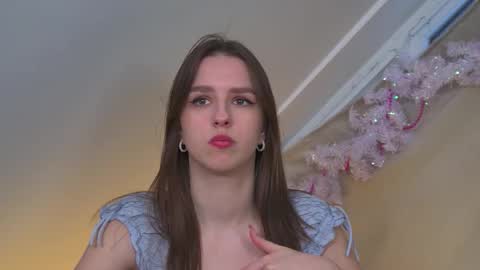 Snapshot of aliceatkin chatting on 01-15-26, 06:51 Alice online show from 01-15-26, 06:51