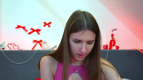 Snapshot of aliceatkin chatting on 05-28-26, 06:21 Alice online show from 05-28-26, 06:21