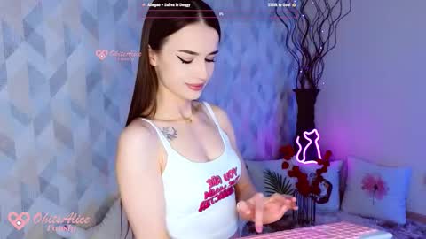 Alice   online show from 11-19-25, 09:26