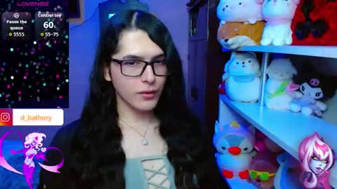 Snapshot of alicebathory_ chatting on 05-15-26, 10:28 Alice Bathory online show from 05-15-26, 10:28