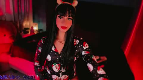 Alice online show from 11-30-25, 07:23