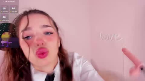 Alice online show from 10-20-25, 07:14