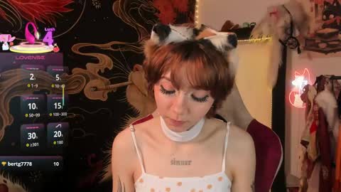Alice  online show from 04-11-26, 01:43