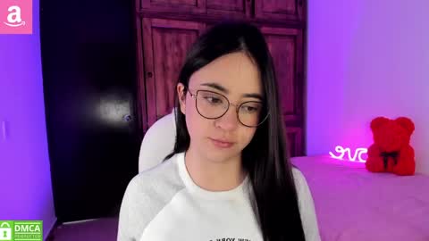 Snapshot of alicee_2 chatting on 05-13-26, 07:11 Aliceee .. 97YP9VWGZHrefnav wishlist lists 1 online show from 05-13-26, 07:11