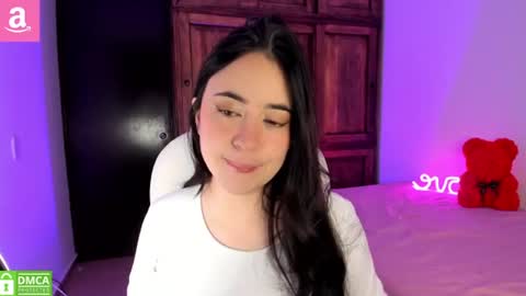 Aliceee  ..   97YP9VWGZHrefnav wishlist lists 1 online show from 07-10-26, 12:04
