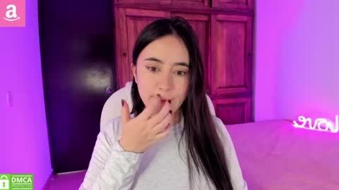 Aliceee  ..   97YP9VWGZHrefnav wishlist lists 1 online show from 08-03-26, 08:34