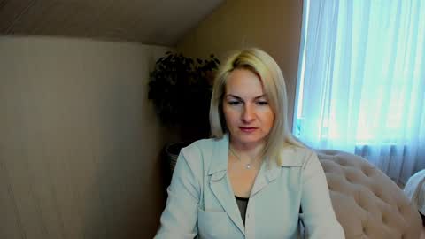 Alicee online show from 12-12-24, 10:13