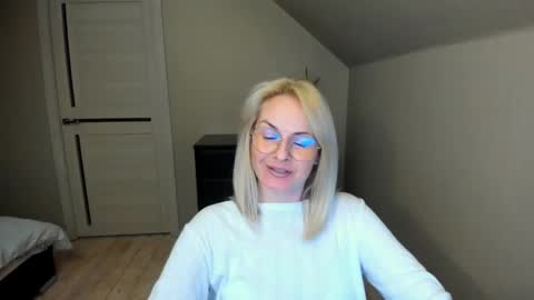 Alicee online show from 02-23-25, 09:05