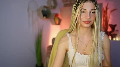 Alicee Kiss online show from 12-28-24, 07:54