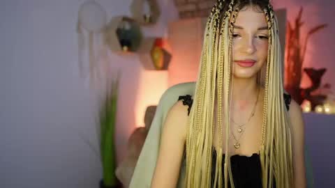 Alicee Kiss online show from 12-29-24, 08:04