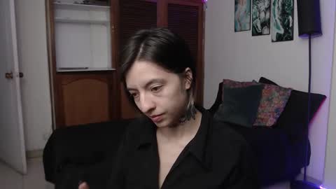 alicee_logan_ online show from 11-07-25, 02:11