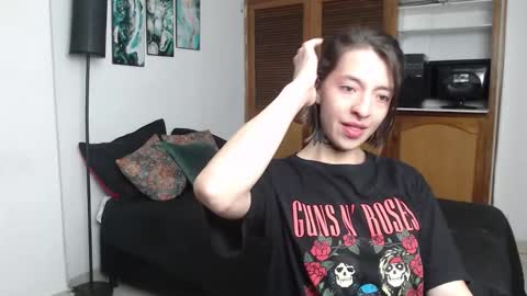 alicee_logan_ online show from 01-12-26, 02:06