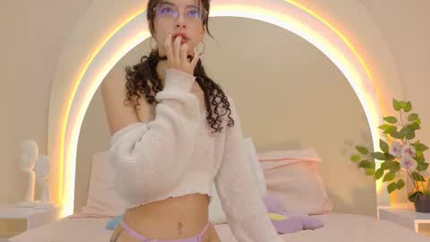 alice online show from 11-24-25, 05:45