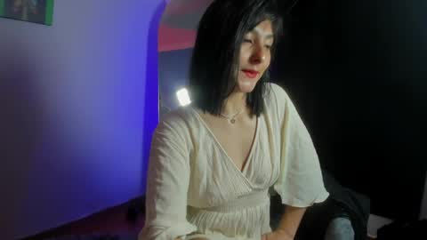 Snapshot of alicee_roos chatting on 05-29-26, 06:50 Alice online show from 05-29-26, 06:50