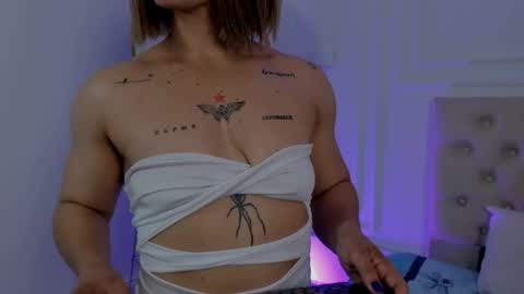 alicefit_212 online show from 10-09-25, 01:31