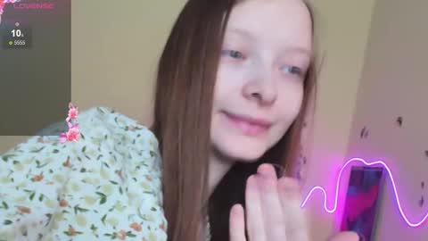 Alie online show from 10-25-25, 03:36