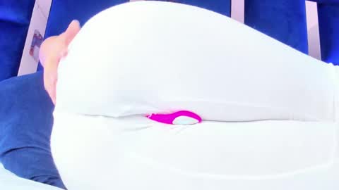 alicehott_05 online show from 03-18-26, 04:37