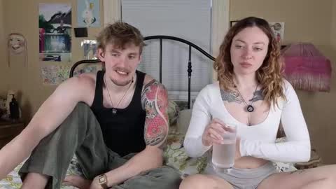 AliceInAceland online show from 10-10-25, 06:40