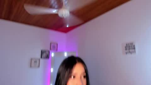 Snapshot of alicekiing_ chatting on 05-09-26, 02:50 ALICEKIING online show from 05-09-26, 02:50