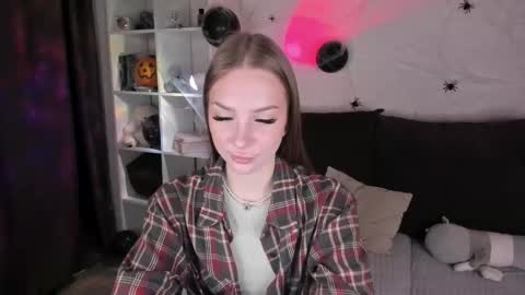 Alice online show from 10-30-25, 04:36