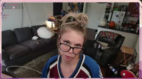 Alice Liddell online show from 11-12-25, 06:52