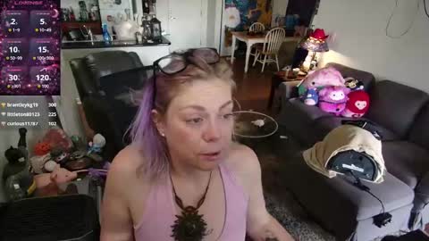 Snapshot of aliceliddell710 chatting on 05-28-26, 01:41 Alice Liddell online show from 05-28-26, 01:41