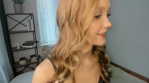 Serena online show from 03-07-26, 08:33