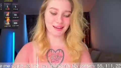 Snapshot of alicemilman chatting on 07-20-26, 10:39 Alice online show from 07-20-26, 10:39