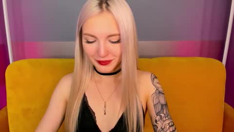 Snapshot of alicemonro chatting on 10-06-25, 09:29 alicemonro online show from 10-06-25, 09:29