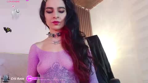 Snapshot of alicenoir_ chatting on 06-24-26, 11:04 alicenoir_ online show from 06-24-26, 11:04