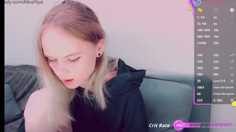 Alice online show from 11-08-25, 05:07