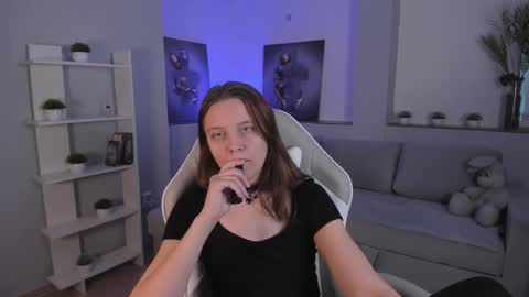 Alice online show from 10-16-25, 02:12