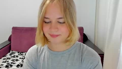 Snapshot of alicepopsy chatting on 07-20-26, 02:52 Alice online show from 07-20-26, 02:52