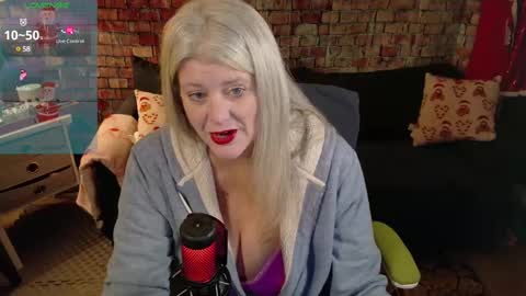 Alices Curiosity online show from 12-22-24, 07:52