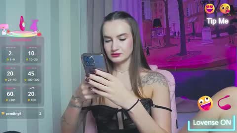 Snapshot of alicesweet379 chatting on 10-16-25, 09:16 Alice online show from 10-16-25, 09:16
