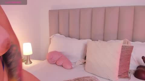 Snapshot of aliceveraa_ chatting on 01-08-25, 10:48 Alice Vera online show from 01-08-25, 10:48