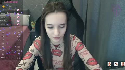 Snapshot of aliceweiss_ chatting on 05-02-26, 10:09 Alice online show from 05-02-26, 10:09