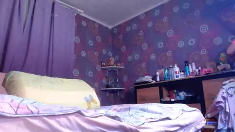 alicewetsquirt online show from 12-04-25, 01:48