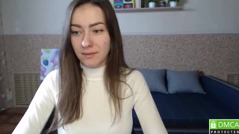 Snapshot of alicewonderful22 chatting on 02-18-25, 01:33 Alice online show from 02-18-25, 01:33