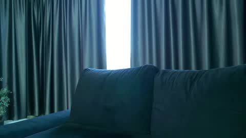 Snapshot of alicexsquirt chatting on 03-08-25, 06:10 Alice online show from 03-08-25, 06:10