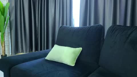 Snapshot of alicexsquirt chatting on 09-14-25, 06:23 Alice online show from 09-14-25, 06:23