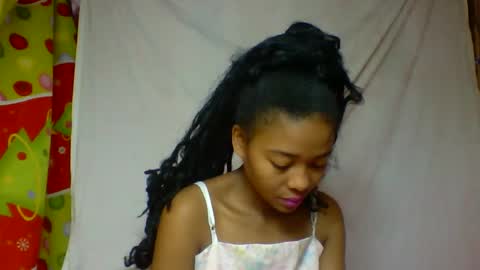 Snapshot of alicia9794 chatting on 05-12-26, 08:22 alicia9794 online show from 05-12-26, 08:22
