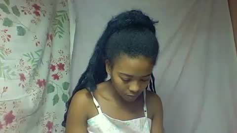 Snapshot of alicia9794 chatting on 05-27-26, 08:06 alicia9794 online show from 05-27-26, 08:06