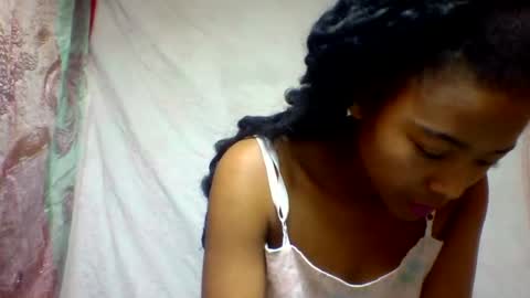 Snapshot of alicia9794 chatting on 07-10-26, 10:01 alicia9794 online show from 07-10-26, 10:01